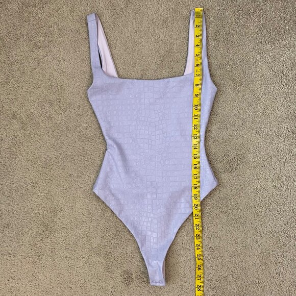 NAKED WARDROBE Croc Embossed Faux Leather Tank Bodysuit Size XS Square Neck - Picture 9 of 9